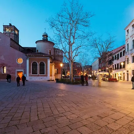 San Stae - Nel Cuore Di Apartment